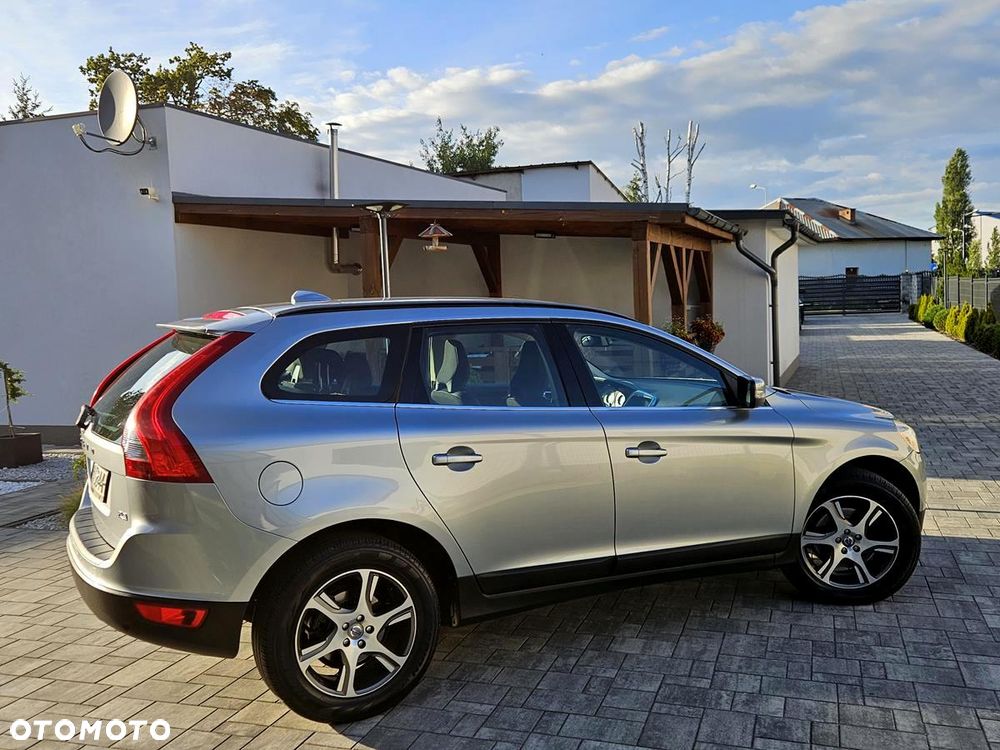 Volvo XC 60 D3 Momentum - 12