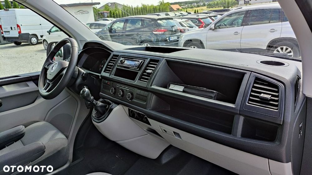 Volkswagen Transporter - 25