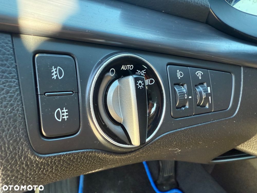 Hyundai i40 i40cw 2.0 Premium - 14