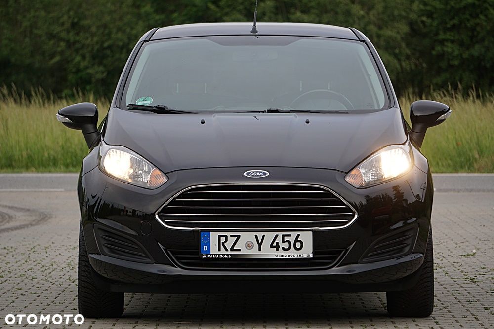 Ford Fiesta 1.25 Celebration - 13