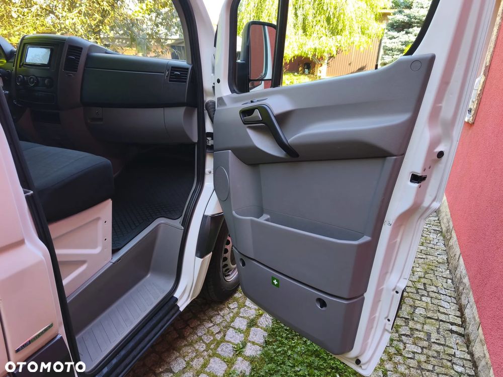 Mercedes-Benz sprinter - 24