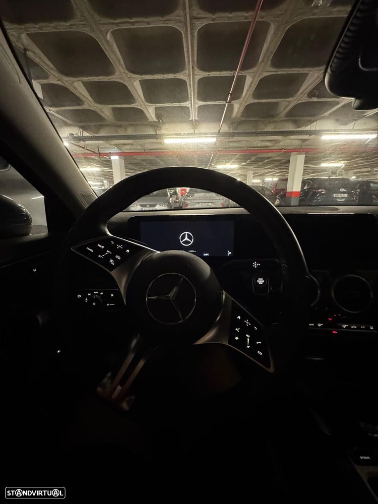 Mercedes-Benz A 250 e - 5