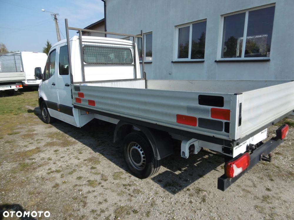 Mercedes-Benz Sprinter - 3