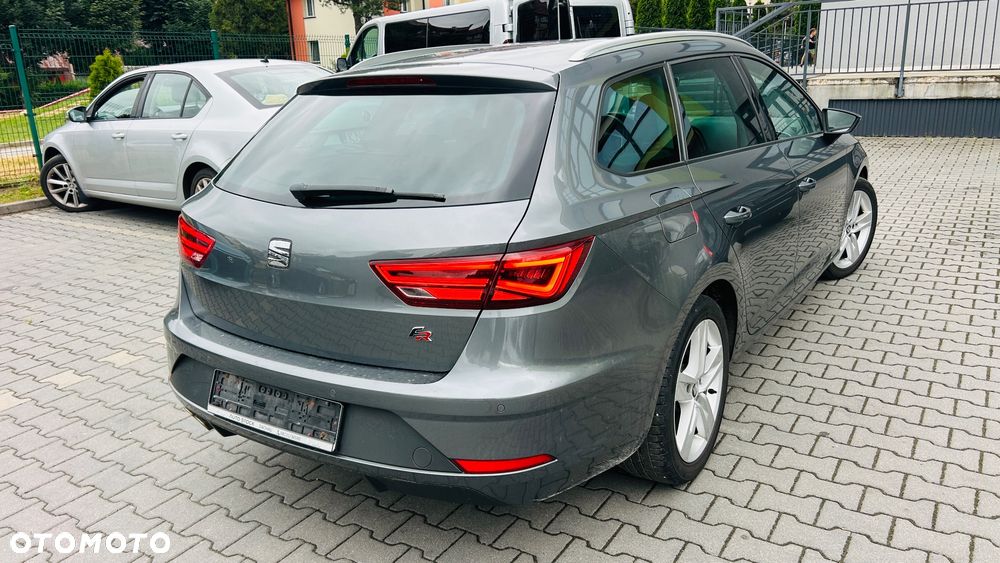 Seat Leon 2.0 TDI DPF Start&Stop DSG XCELLENCE - 4
