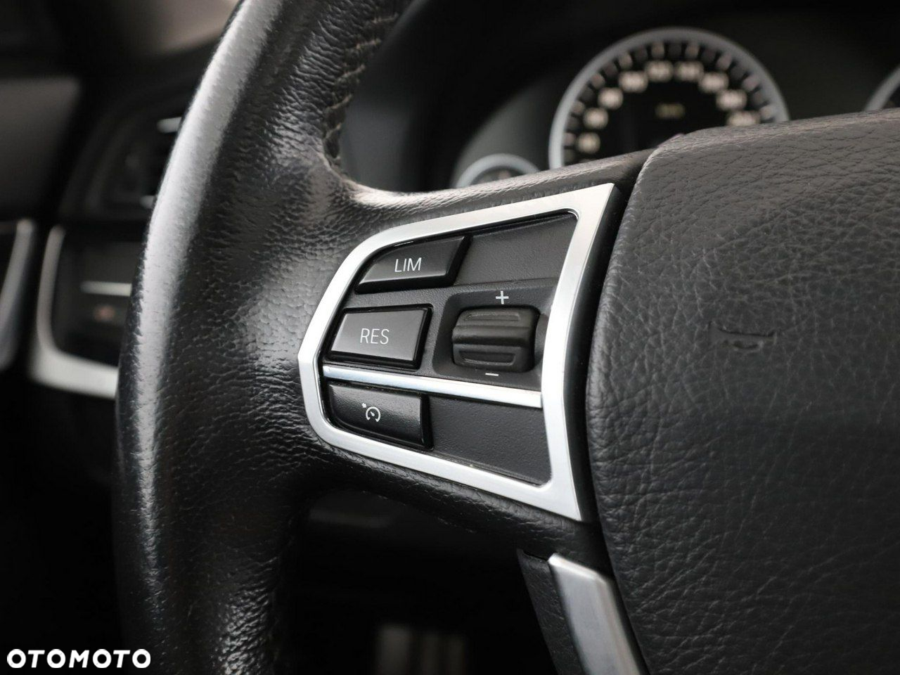 BMW Seria 5 520d - 30