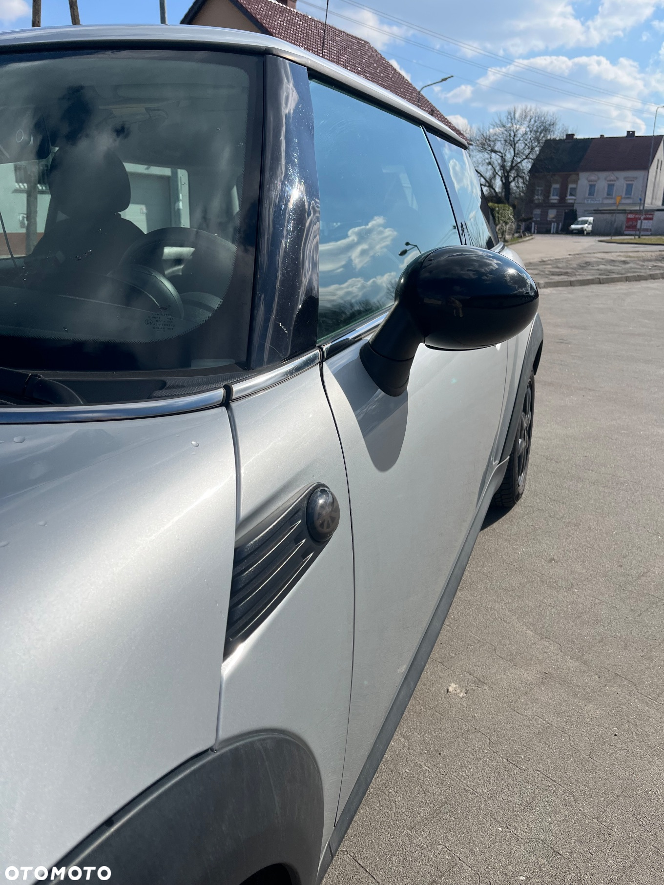 MINI ONE Standard - 14