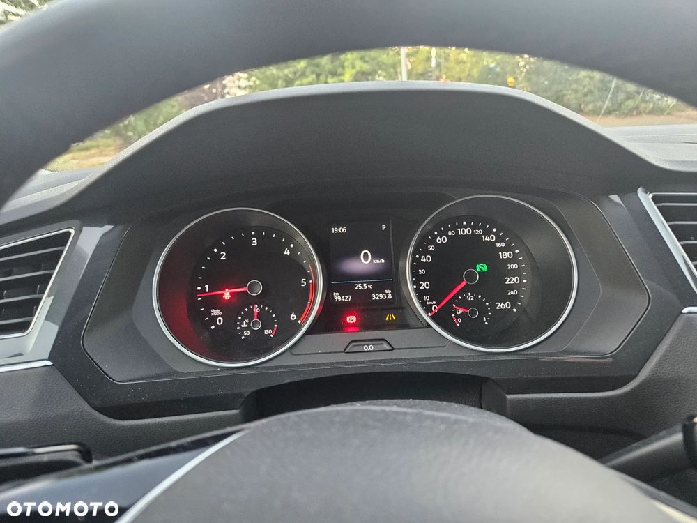 Volkswagen Tiguan 2.0 TDI BMT SCR 4Mot Comfortline DSG - 11