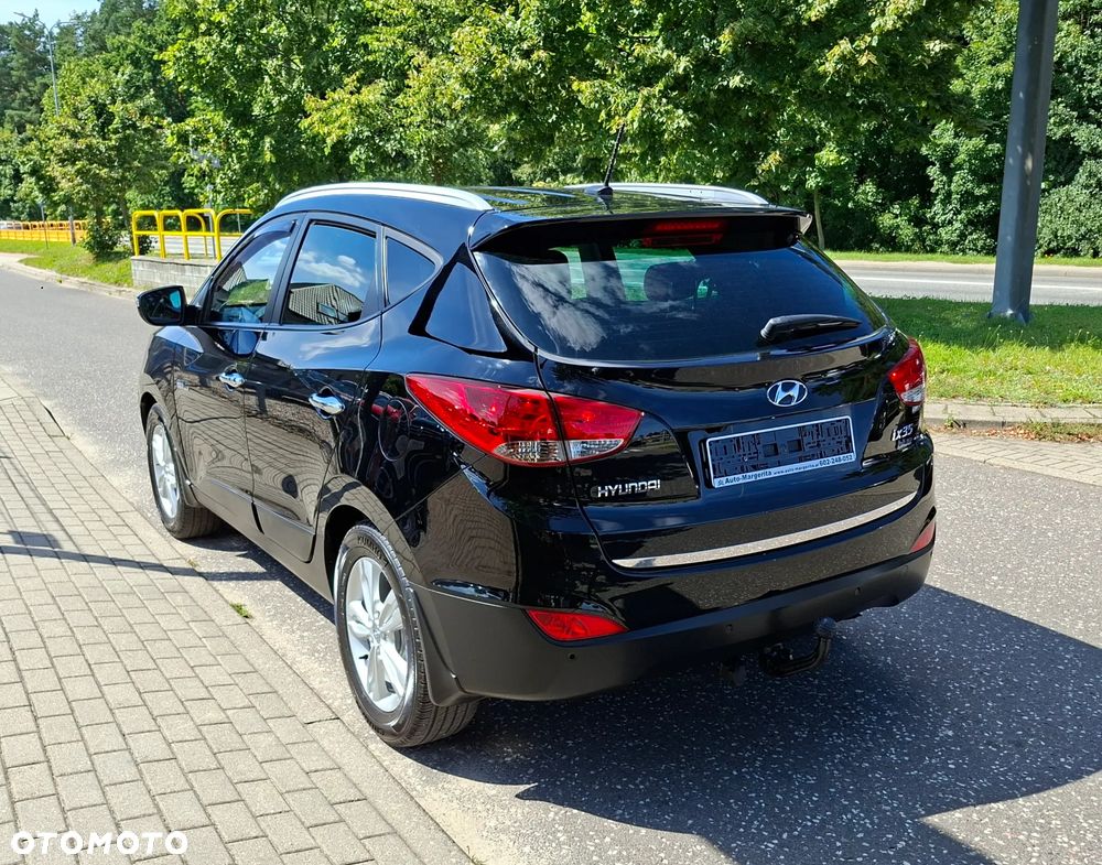 Hyundai ix35 1.6 2WD Fifa World Cup Edition - 4