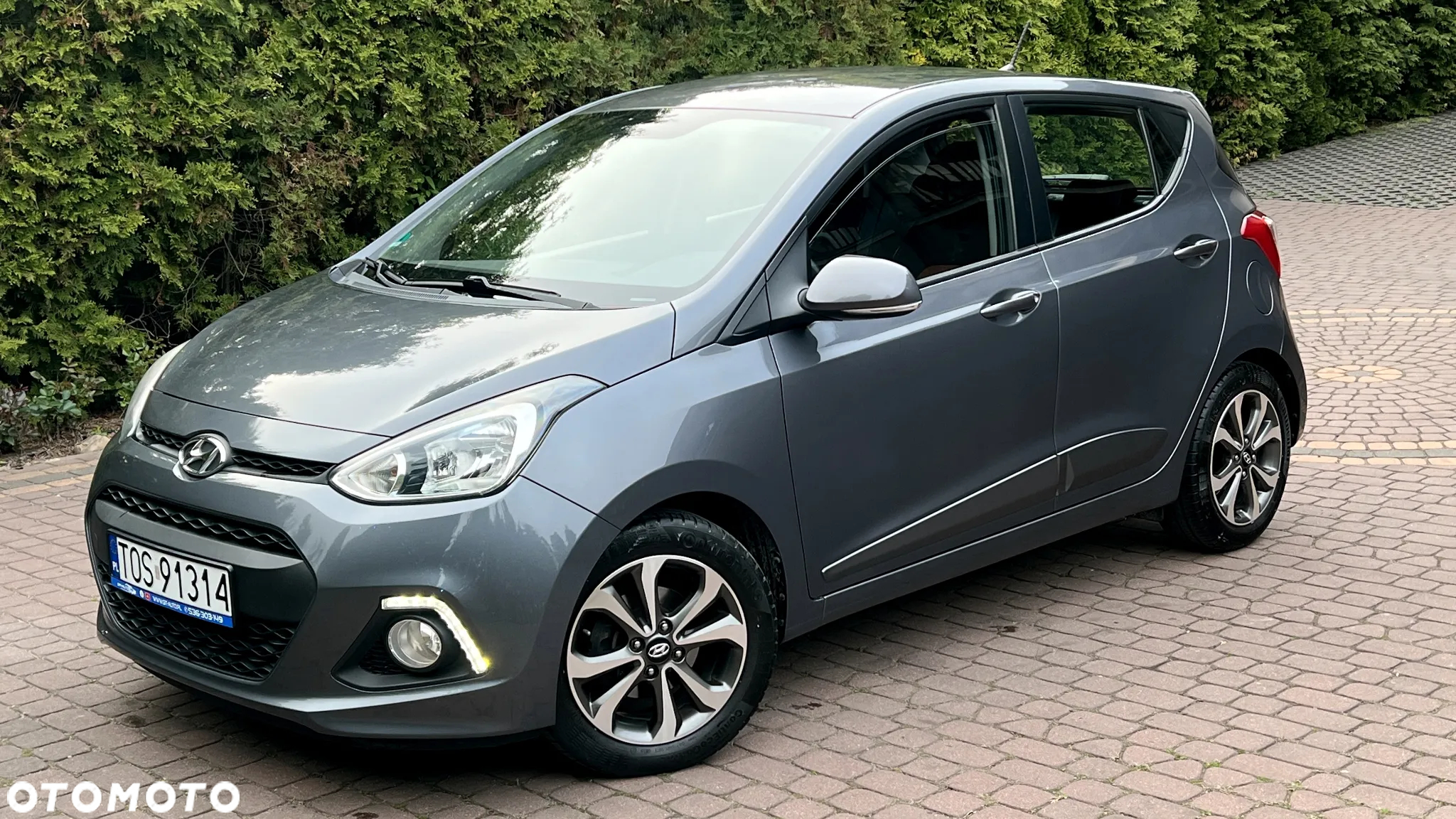 Hyundai i10 1.0 Fifa World Cup Edition - 13