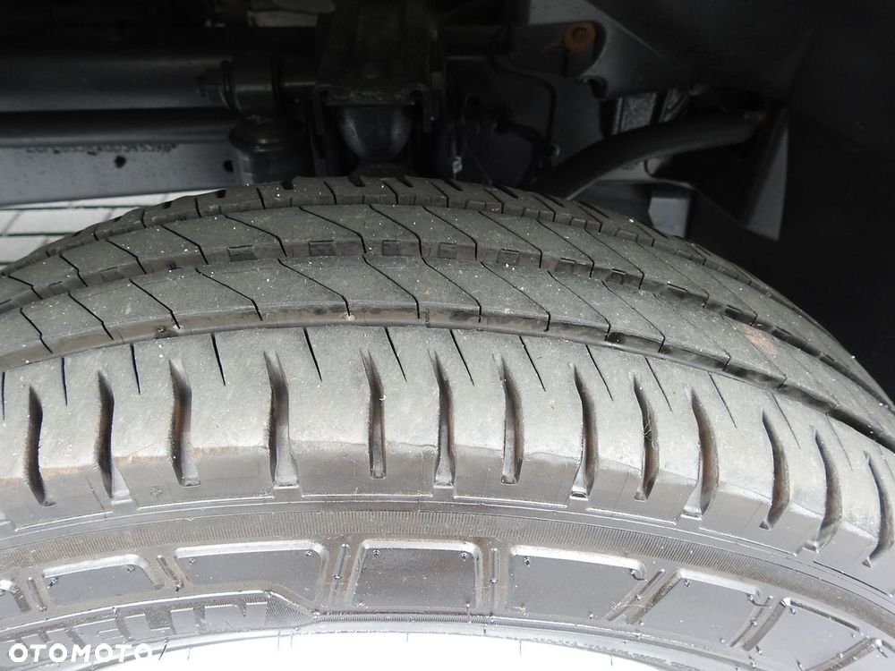 Iveco DAILY 35C15 KONTENER CHŁODNIA -12*C ZASILANIE 230V TEMPOMAT KLIMATYZACJA BLIŹNIACZE KOŁA  150KM - 23