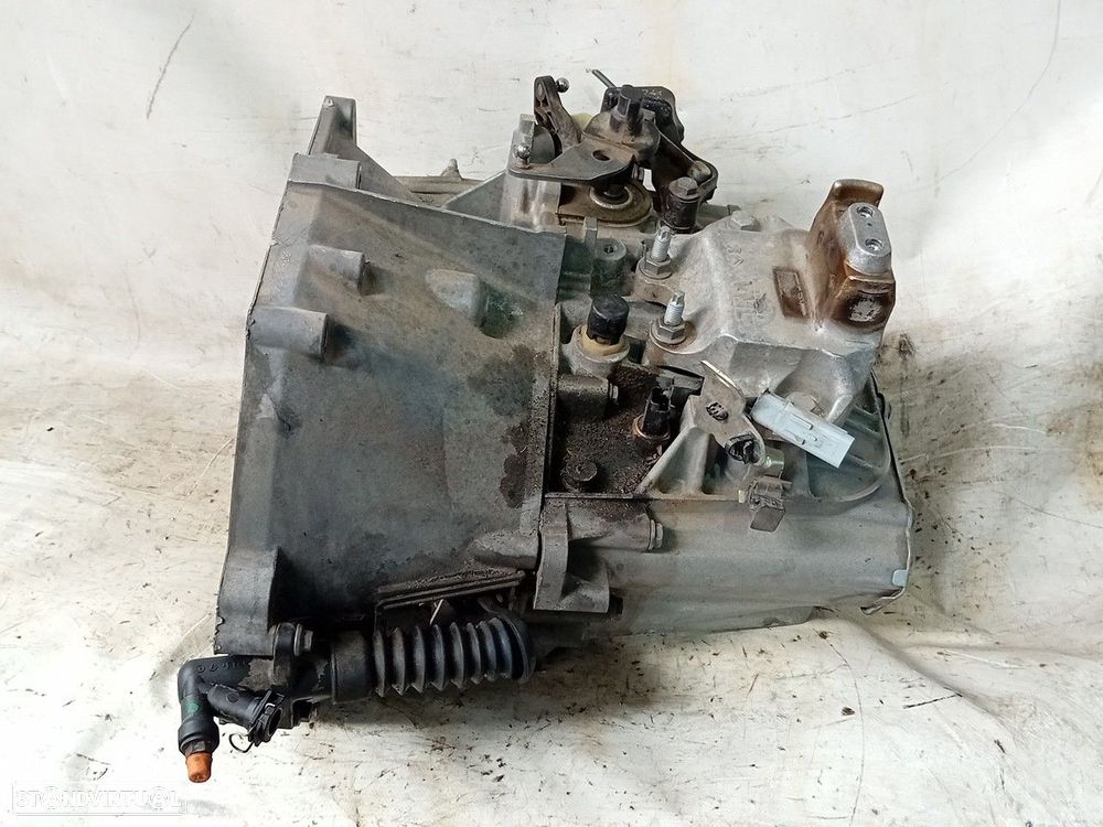 Caixa de velocidades manual PEUGEOT 3008 II (M_) - 3