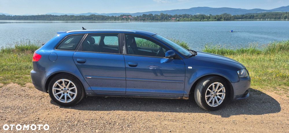 Audi A3 Sportback - 4