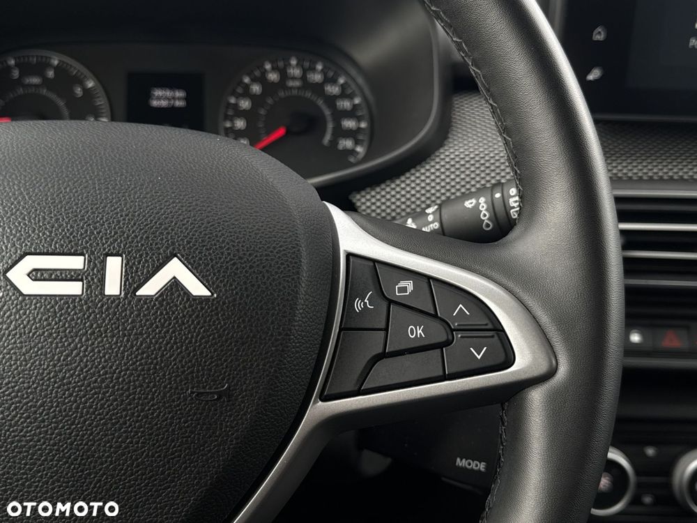 Dacia Jogger 1.0 TCe Extreme 7os - 26