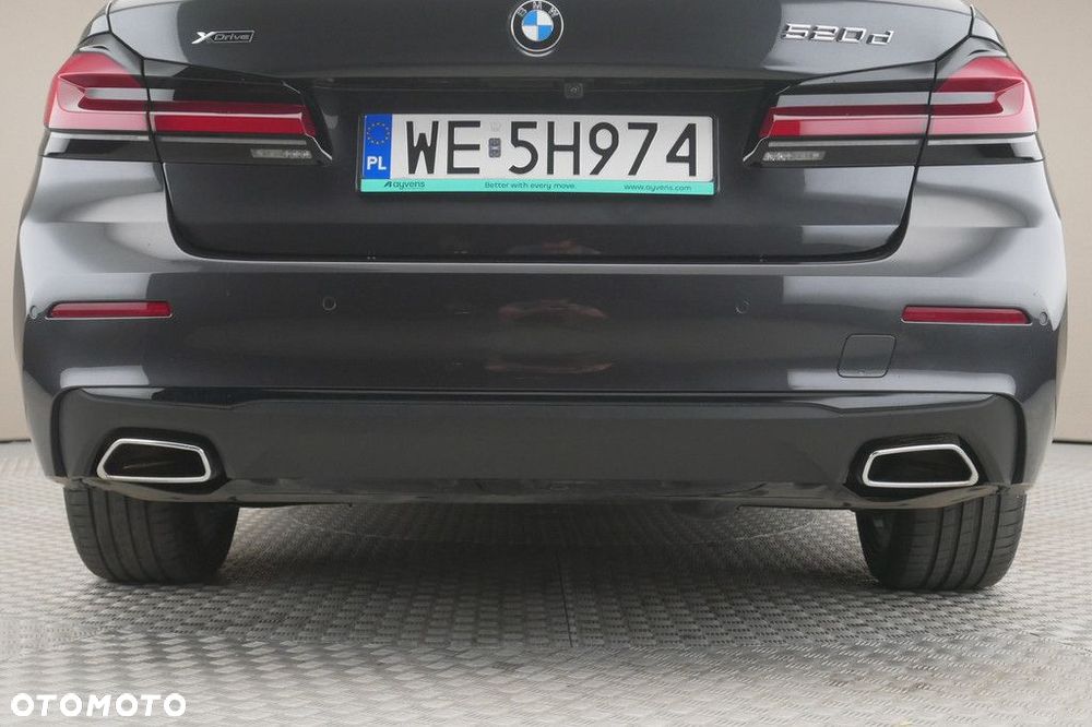 BMW Seria 5 - 32
