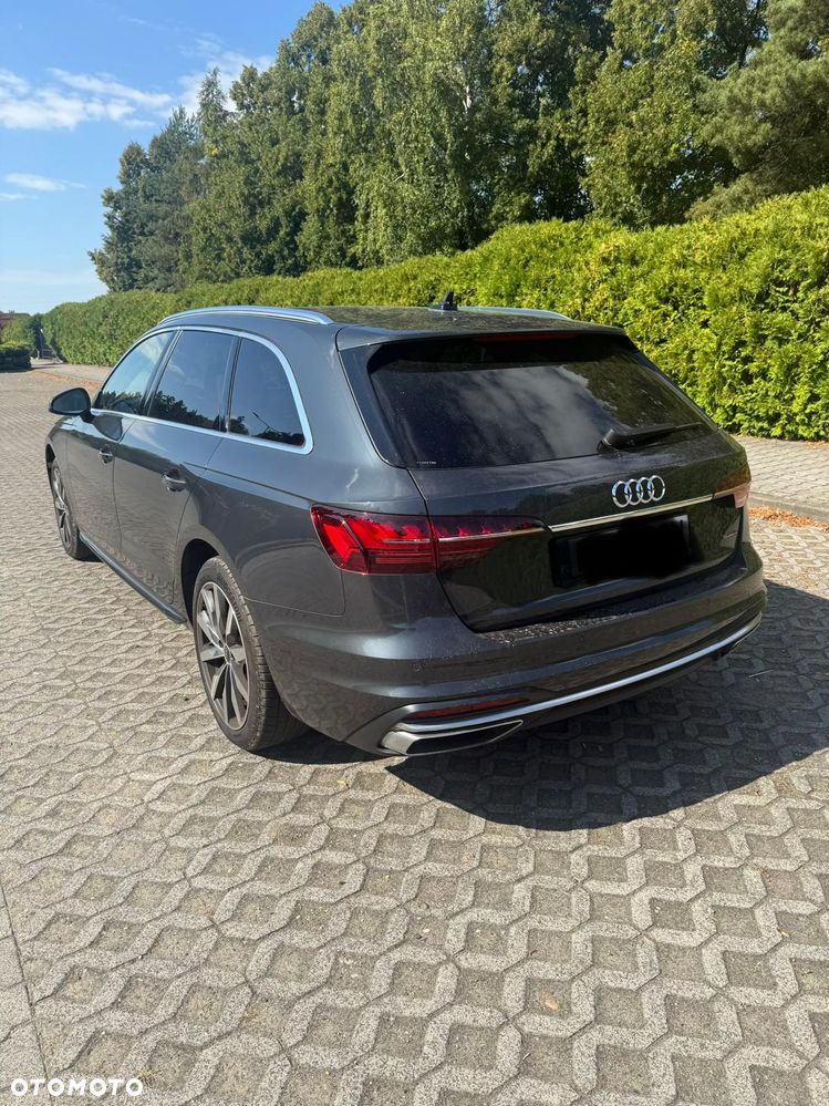 Audi A4 Avant 2023 photo 4