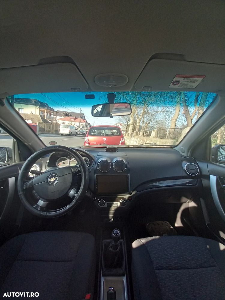 Chevrolet Aveo 1.4 16V LT - 6