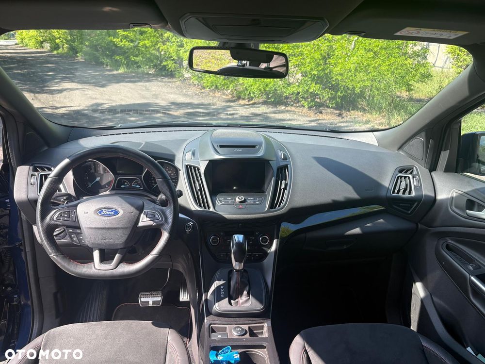 Ford Kuga 2.0 TDCi 4x4 ST-Line - 12
