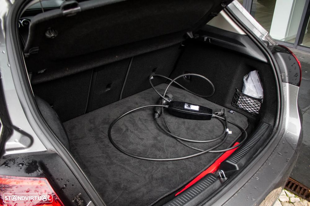 Mercedes-Benz A 250 e Style Plus - 30