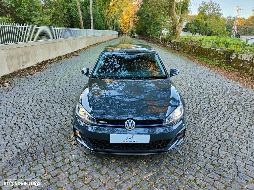 VW Golf - 25