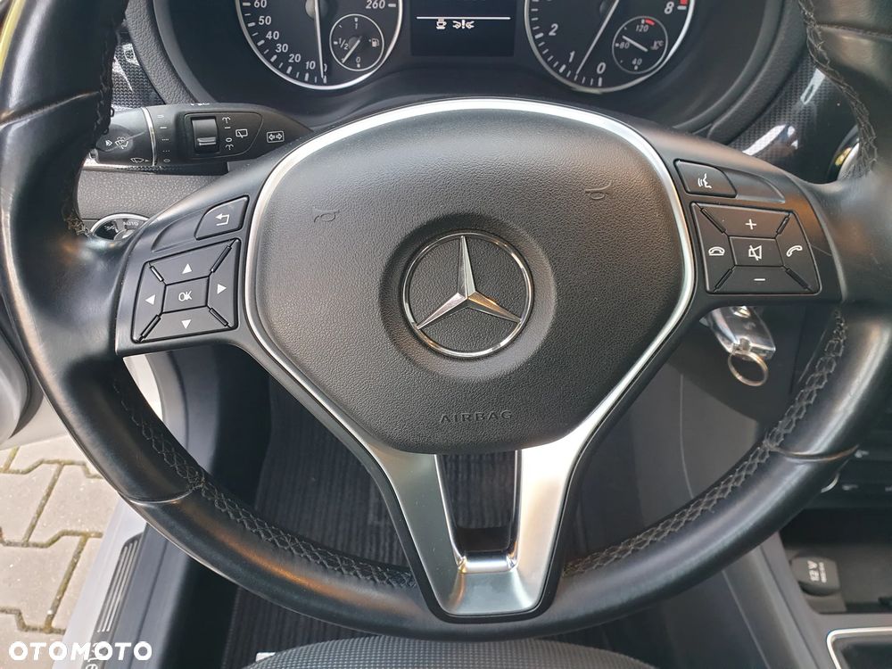 Mercedes-Benz Klasa B - 21
