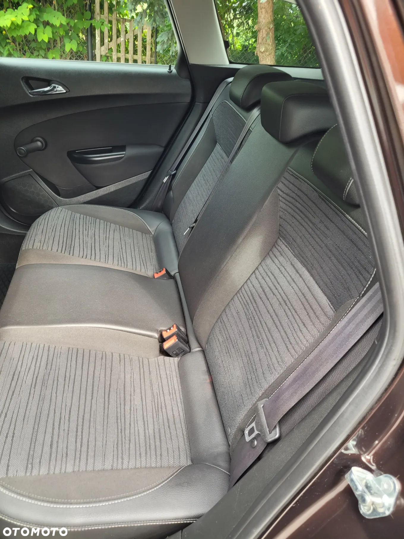 Opel Astra IV 1.6 Active - 21