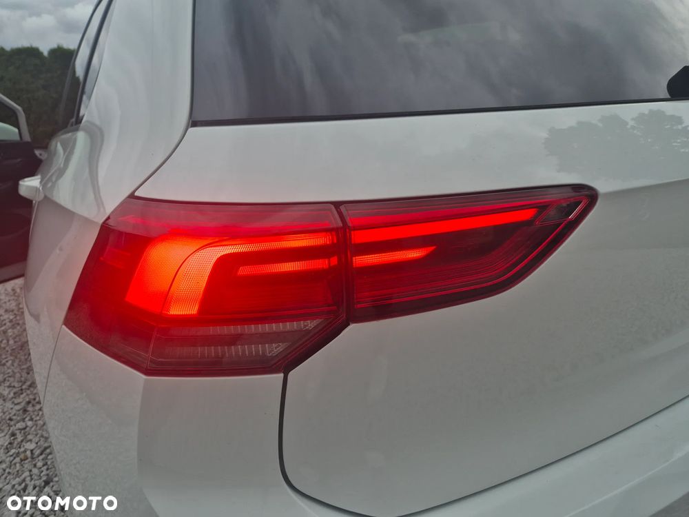 Volkswagen Golf - 25