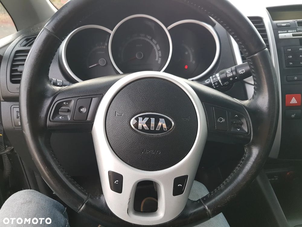 Kia Venga 1.4 CVVT Fifa World Cup Edition - 19