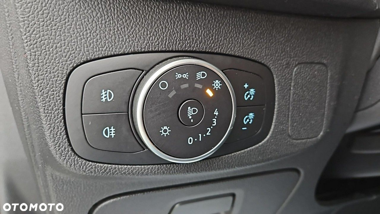 Ford Focus 1.5 EcoBlue Trend - 17