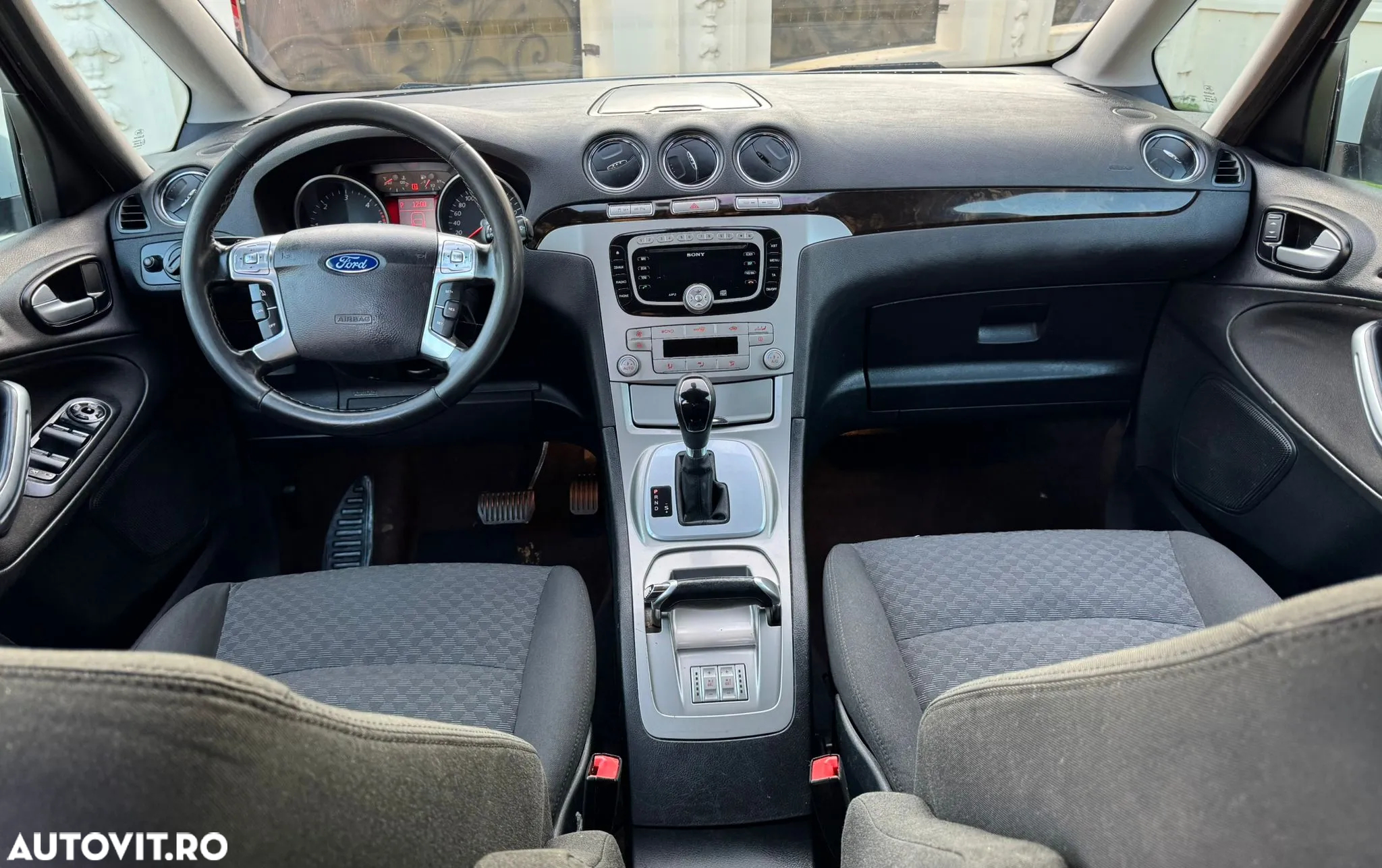 Ford Galaxy - 5