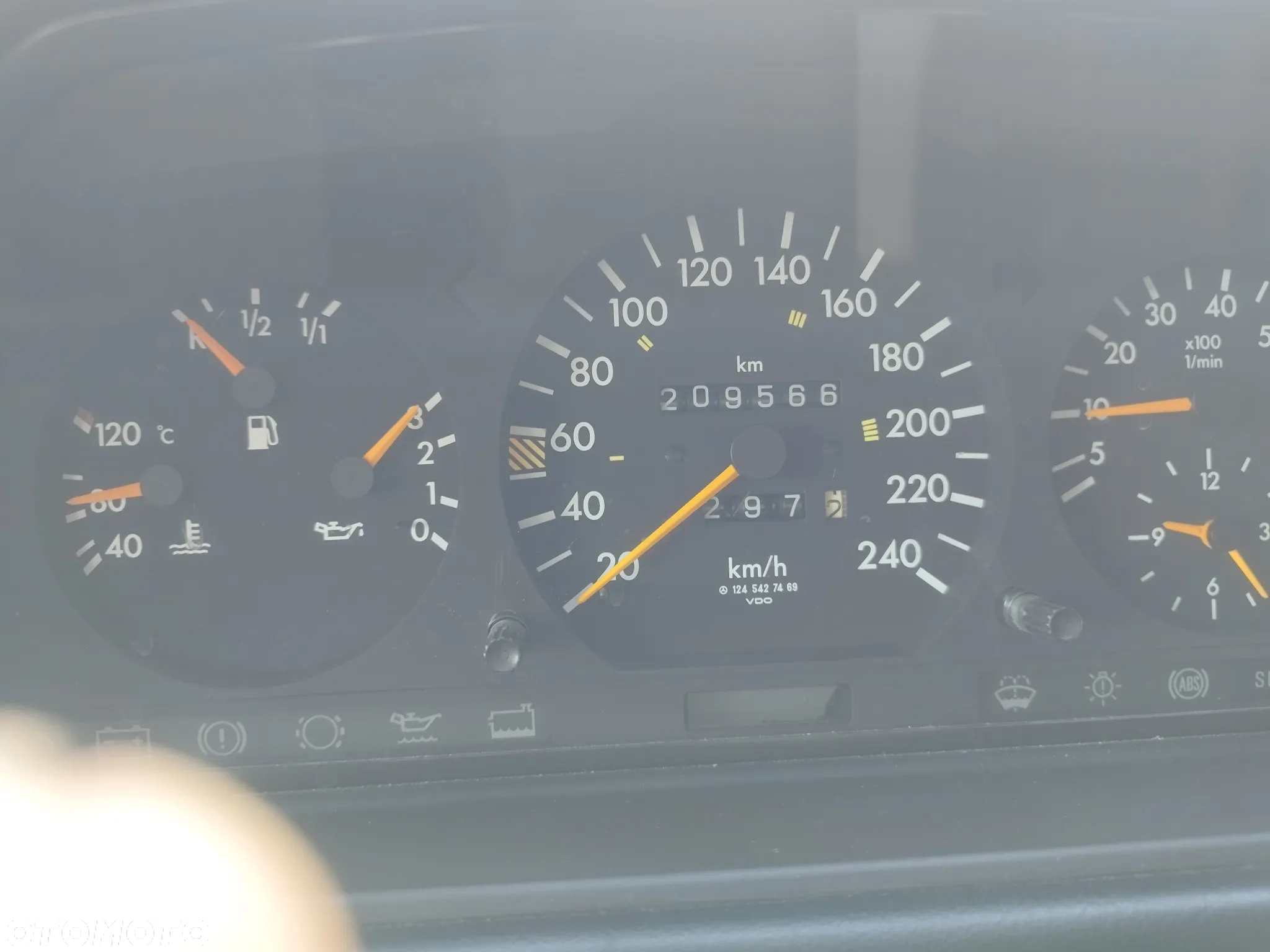 Mercedes-Benz W124 (1984-1993) - 23