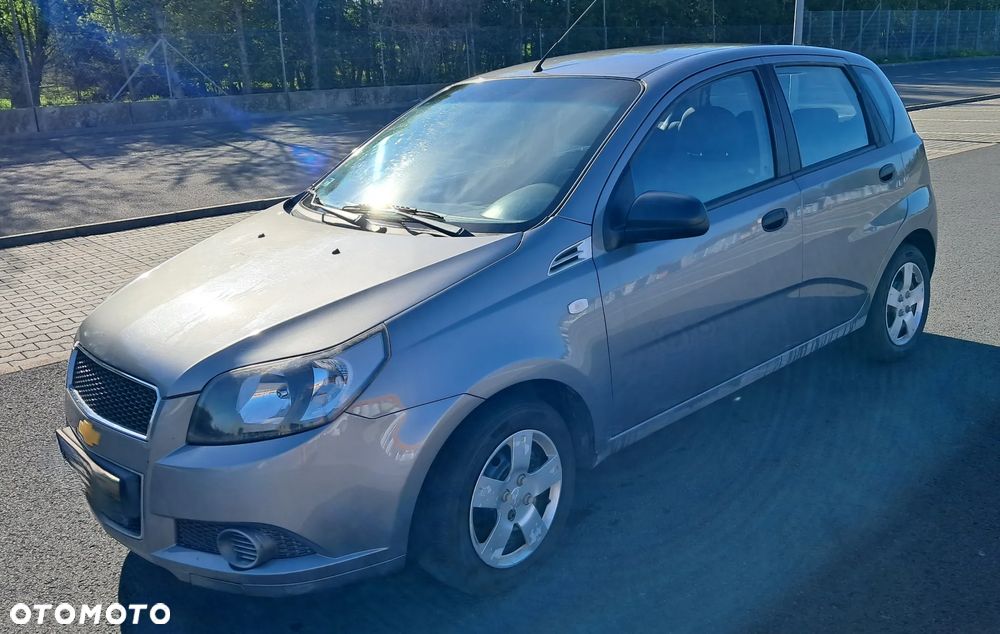 Chevrolet Aveo 1.2 16V LS - 2