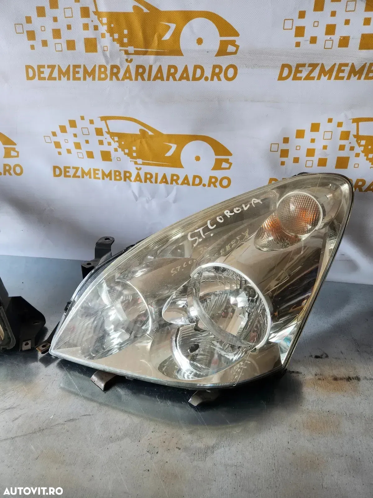 Faruri Far Stanga Dreapta Toyota Corolla Verso Originale Volan Stanga - Dezmembrari Arad - 5