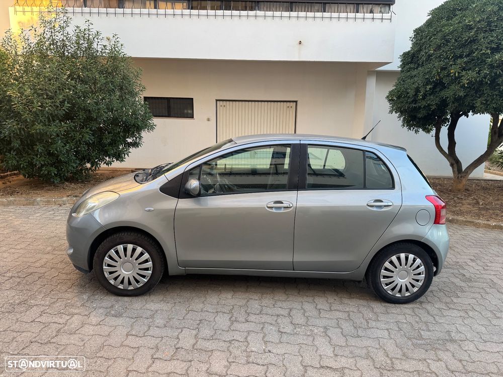 Toyota Yaris 1.0 VVT-i AC Manual - 5