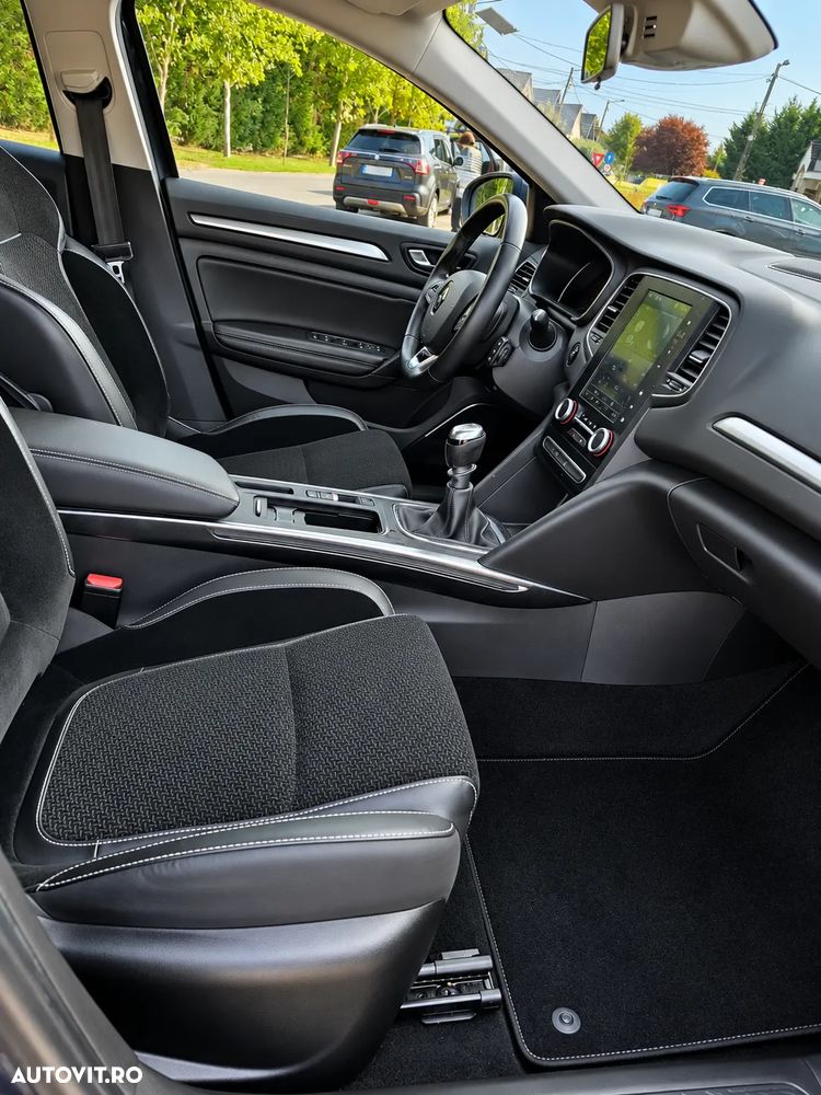 Renault Megane - 7