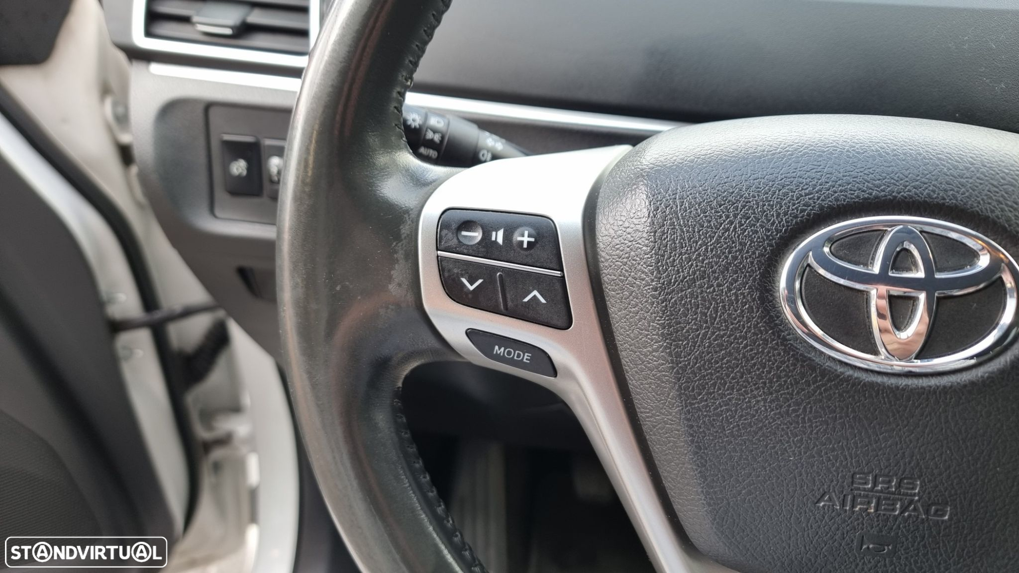 Toyota Verso 1.6 D-4D Comfort - 15