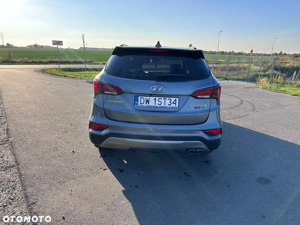 Hyundai Santa Fe - 5