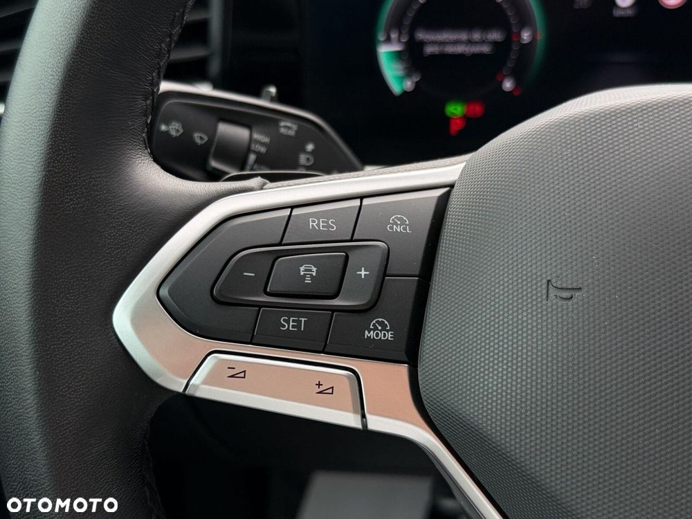 Volkswagen Passat Variant 2.0 TDI EVO Elegance DSG - 38
