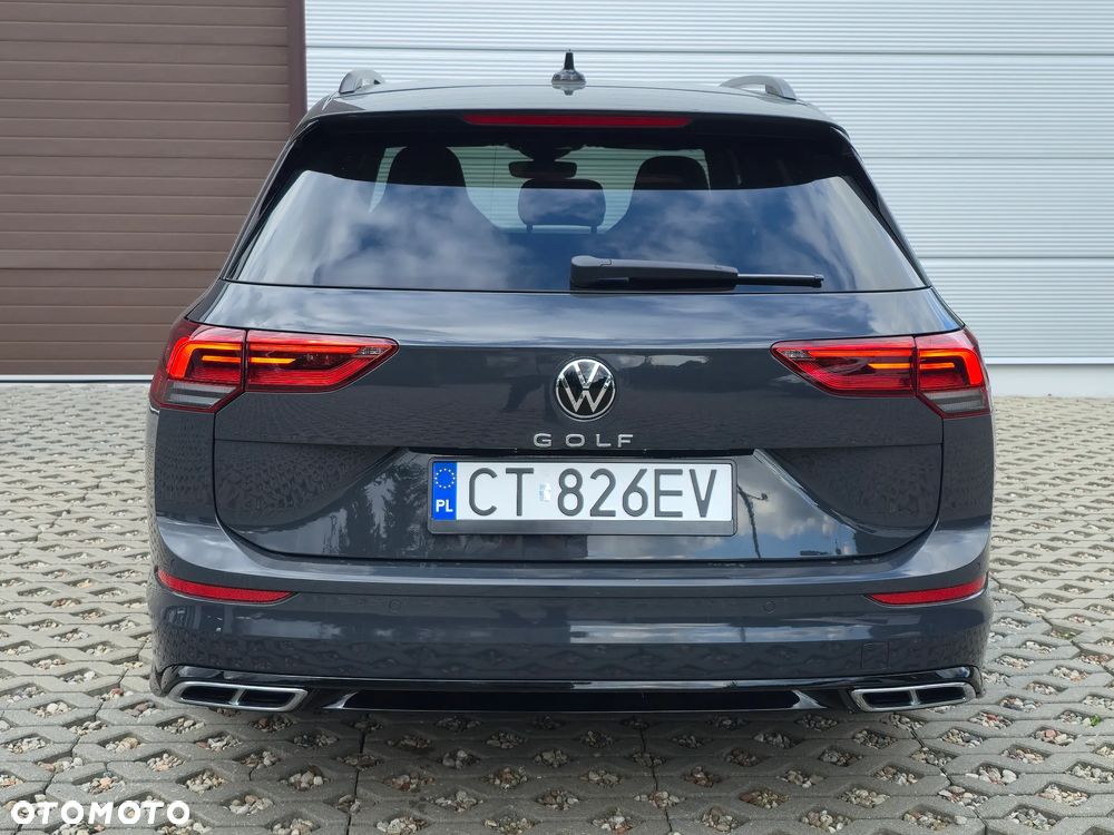 Volkswagen Golf 1.5 eTSI OPF DSG R-Line - 17