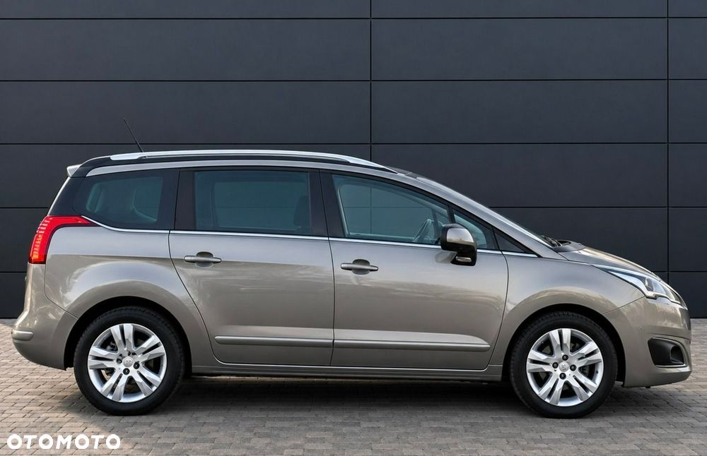 Peugeot 5008 2.0 BlueHDi Allure - 12