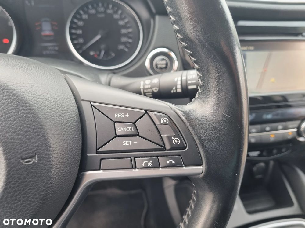 Nissan Qashqai - 22