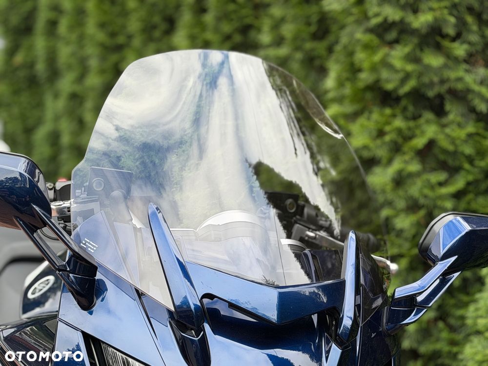 Yamaha FJR - 24