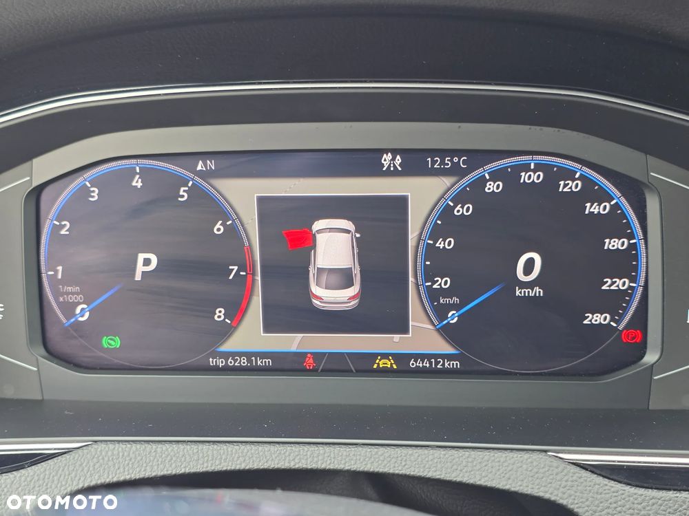 Volkswagen Arteon 2.0 TSI R-Line DSG - 25