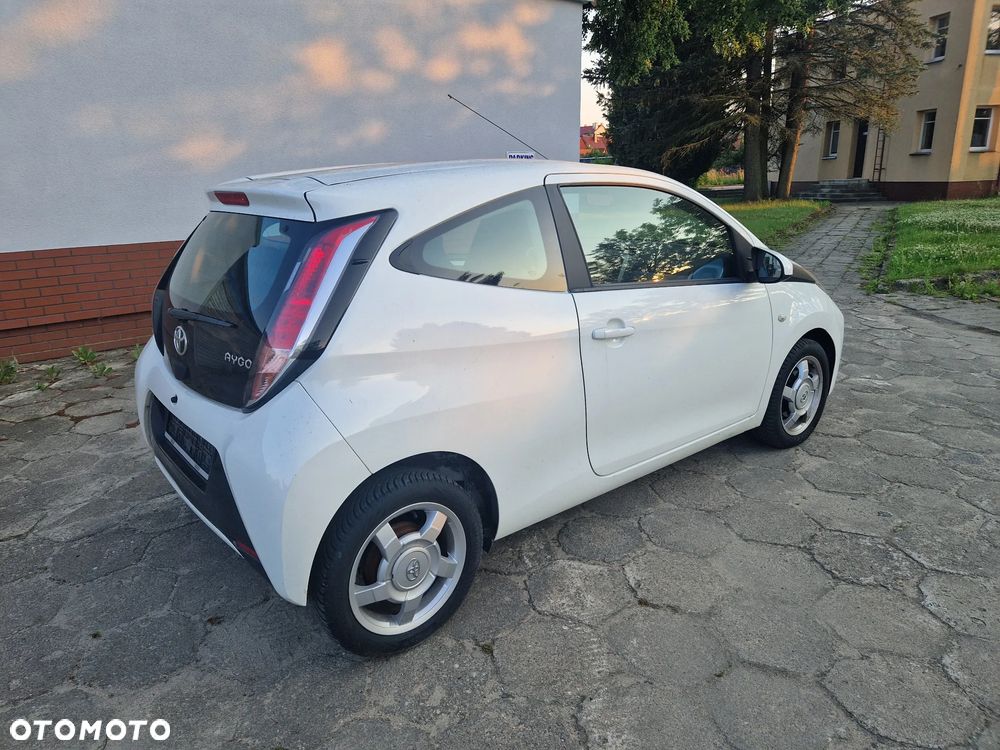 Toyota Aygo x-cite - 4