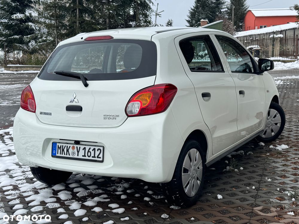 Mitsubishi Space Star - 8