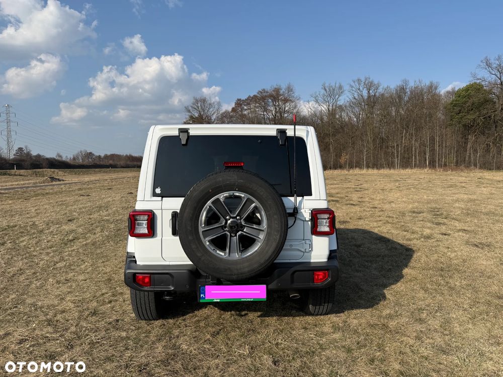 Jeep Wrangler - 5
