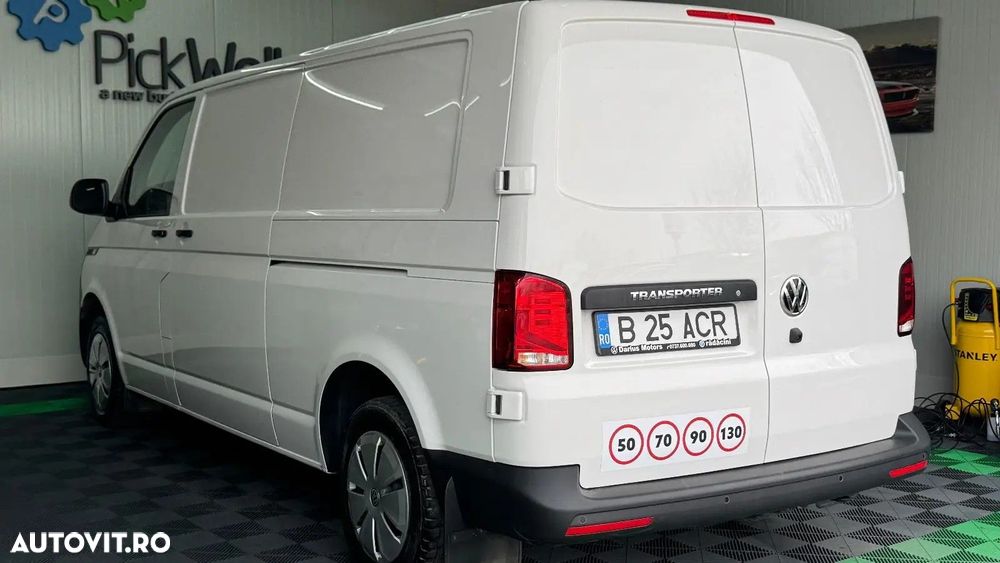 Volkswagen Transporter - 4