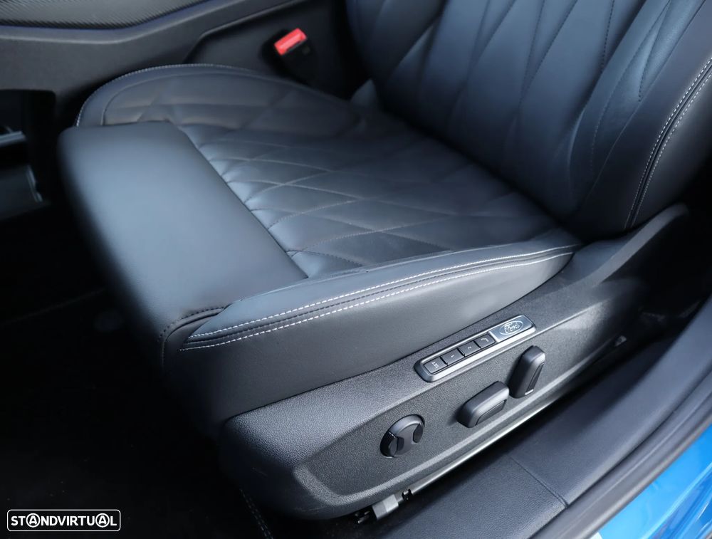 Ford Explorer 79 kWh Premium AWD - 33