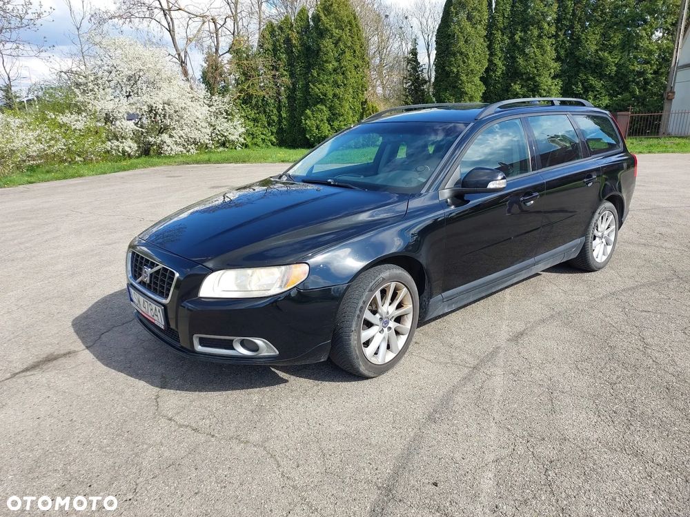 Volvo V70 2.0D Momentum - 1