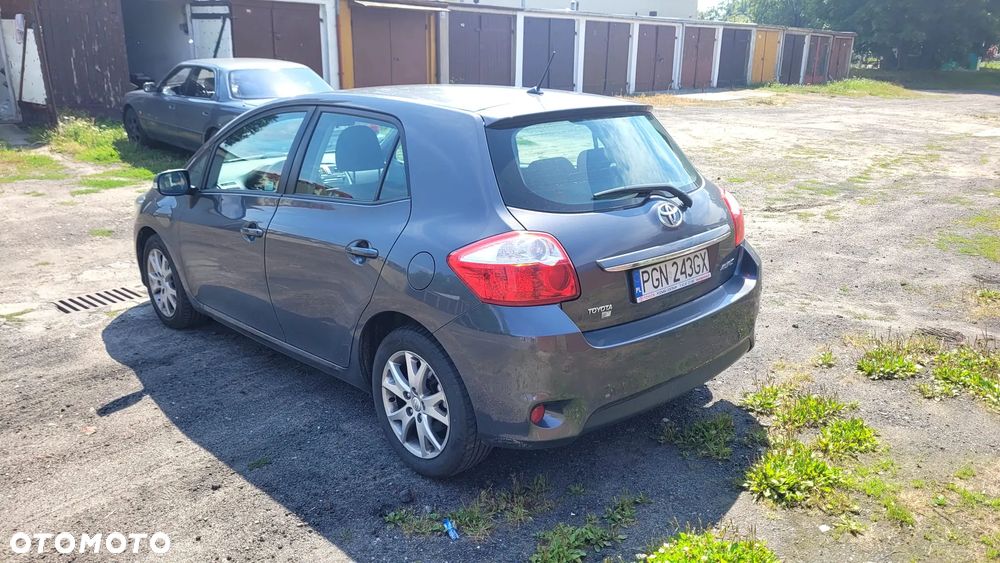 Toyota Auris 1.33 VVT-i Life Comfort - 4
