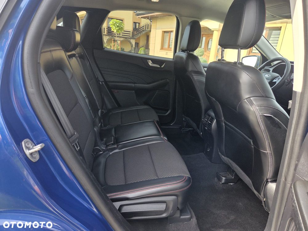 Ford Kuga - 35